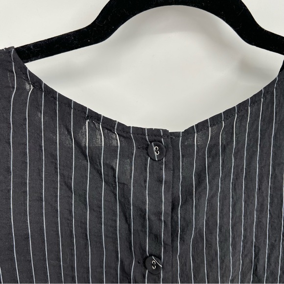 Milk & Honey Crop Black Stripe Puff Sleeve Button Tie Back Blouse Size XL - Picture 7 of 9